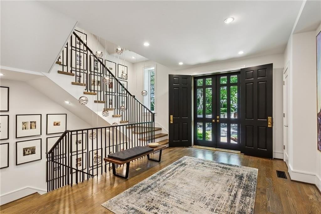 2525 Peachtree Rd Ne #32 - Photo 4 of 45