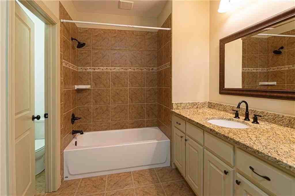 2050 Oak Grove Rd Ne - Photo 6 of 11