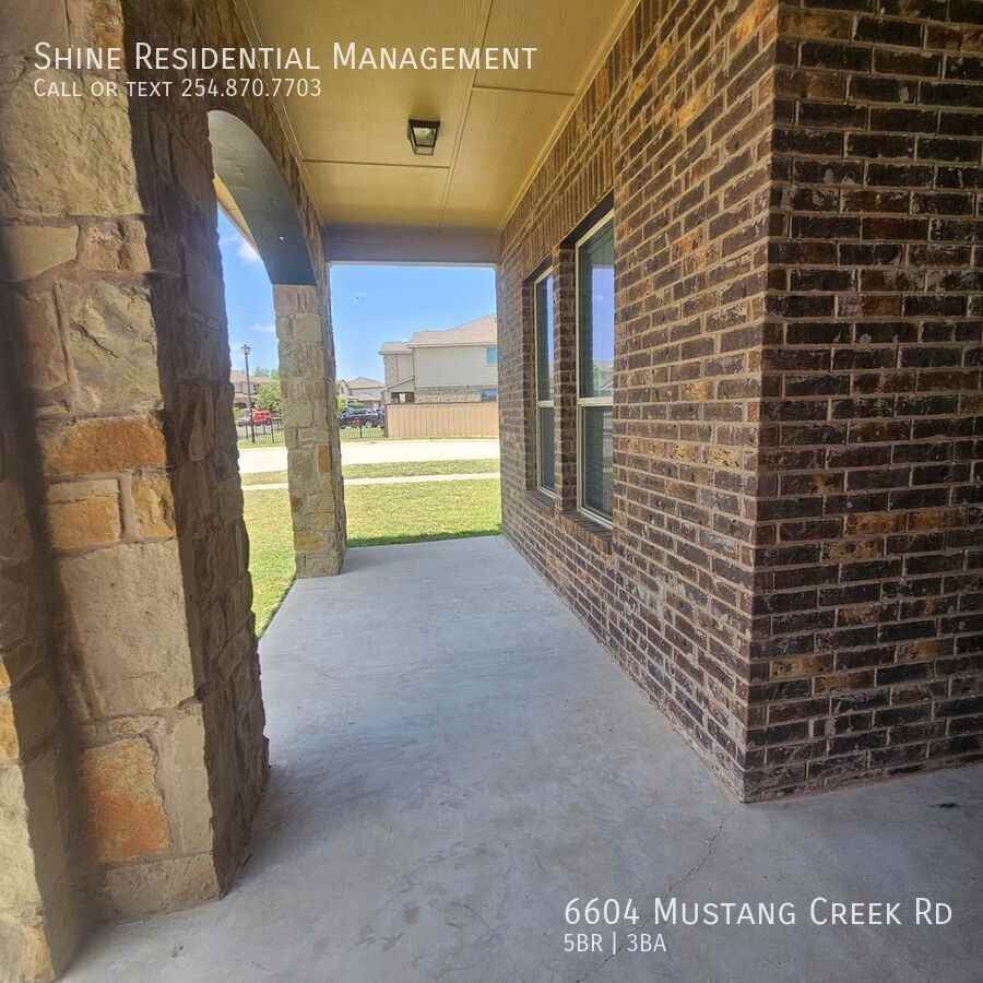 6604 Mustang Creek Rd - Photo 3 of 22