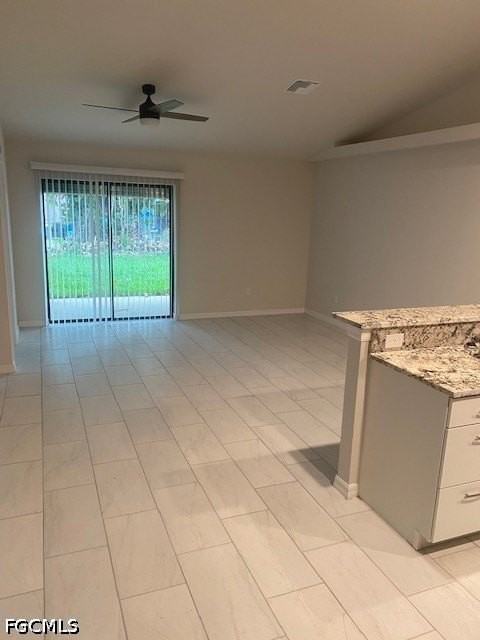 610 Se 13th St - Photo 3 of 12
