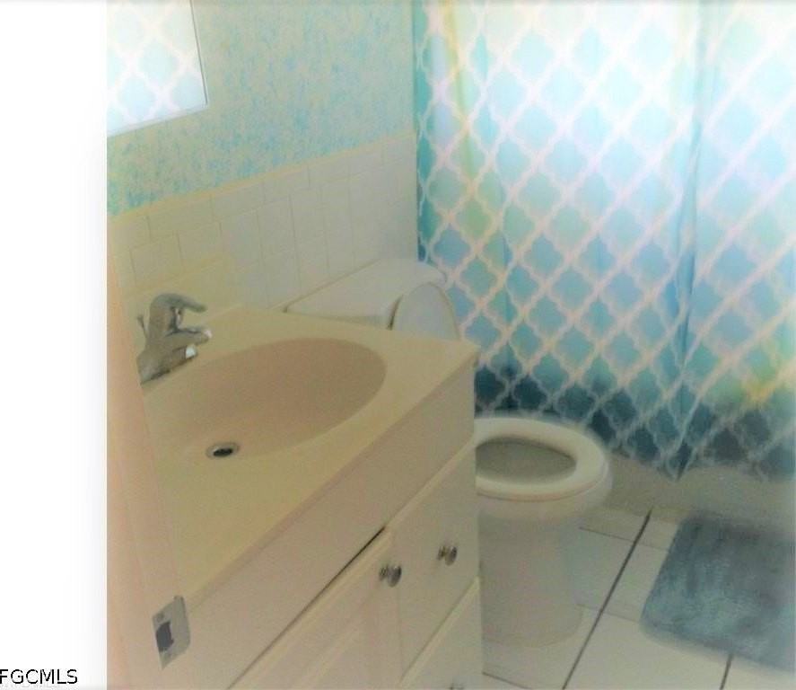 275 Hubbard Ave - Photo 5 of 7