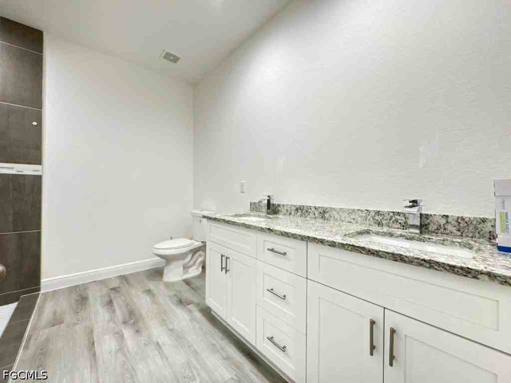 537 Greenbriar Blvd - Photo 5 of 15
