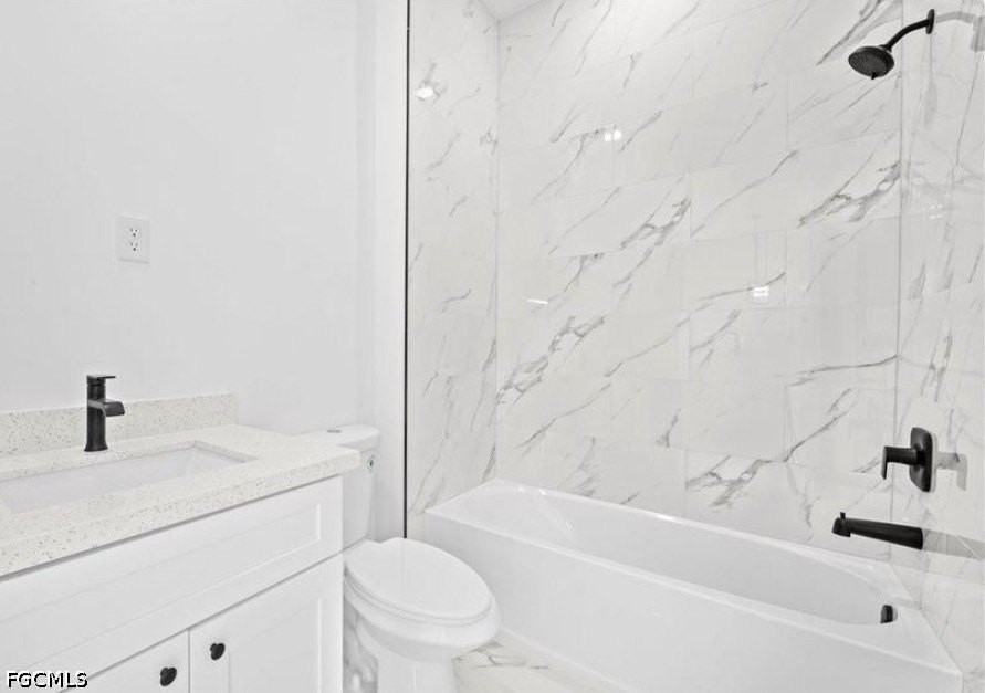 913 Ne 15th Ln - Photo 5 of 11