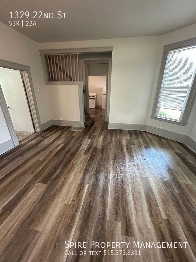 1329 22nd St - Photo 5 of 12