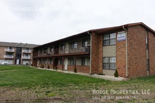 7 Lindbergh Cir Apt 5 #Apt 5 - Photo 1 of 1