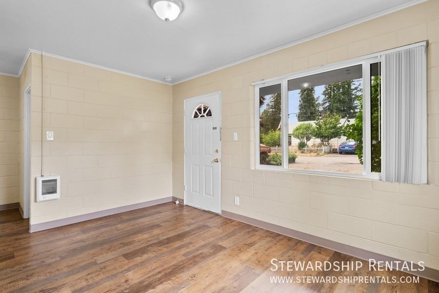 76243 Gale St #1 - Photo 5 of 14