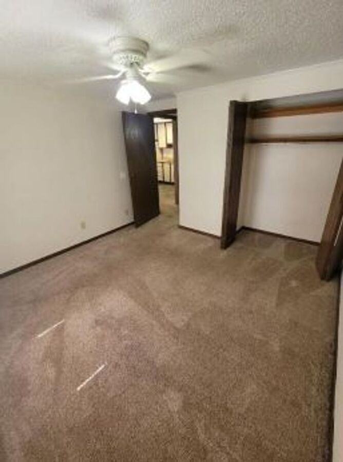 552 Cedargate Ct #552 - Photo 5 of 6