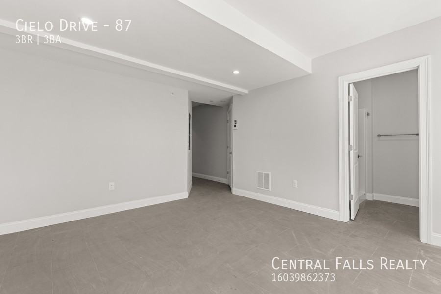 Cielo Dr #87 - Photo 2 of 24
