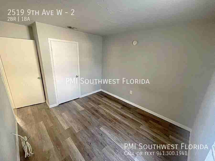 2519 9th Ave W #2 - Photo 7 of 12