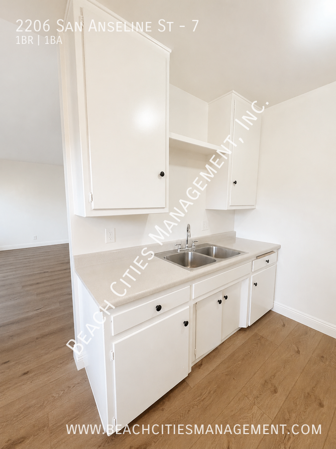 2206 San Anseline Ave #7 - Photo 6 of 16
