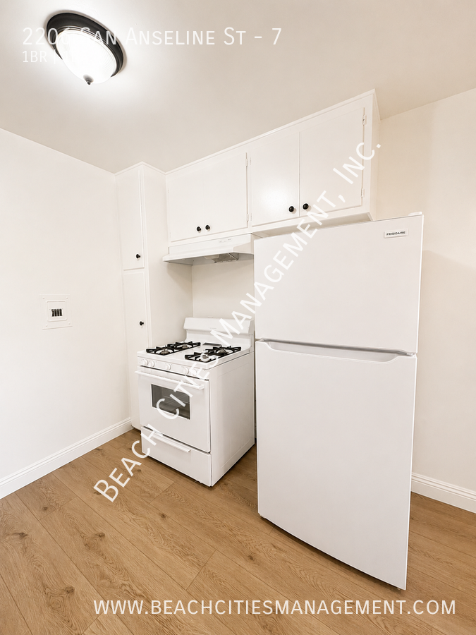 2206 San Anseline Ave #7 - Photo 7 of 16