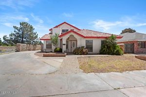 featured image of 1478 Gene Torres Dr
