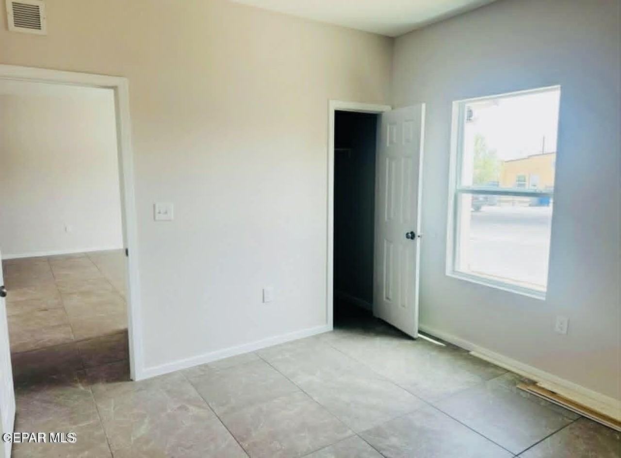 3911 Tyler Ave - Photo 6 of 8