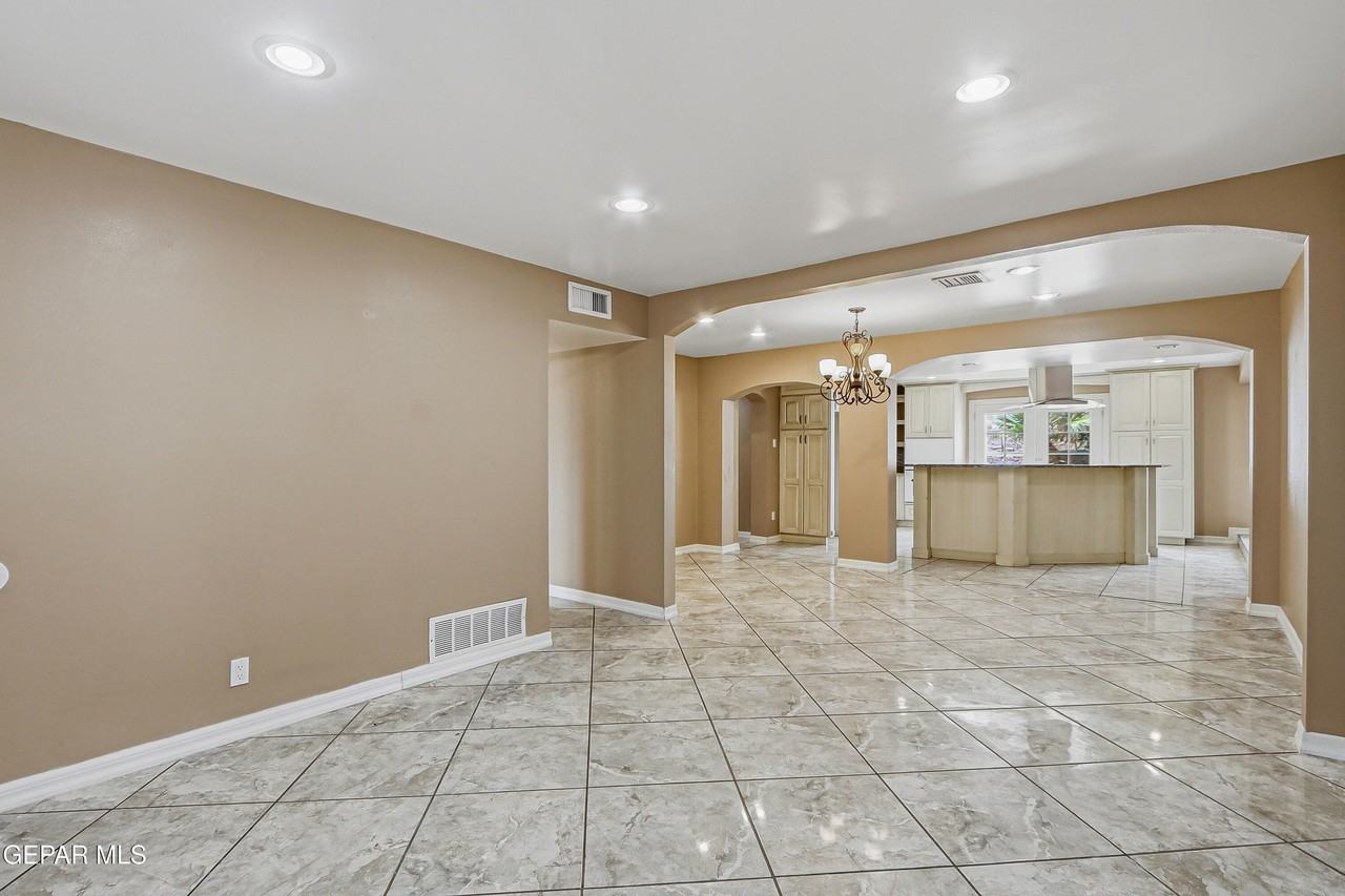 6115 Tesuque Dr - Photo 6 of 27
