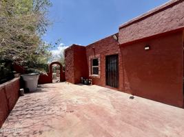 featured image of 7404 Franklin Dr #B