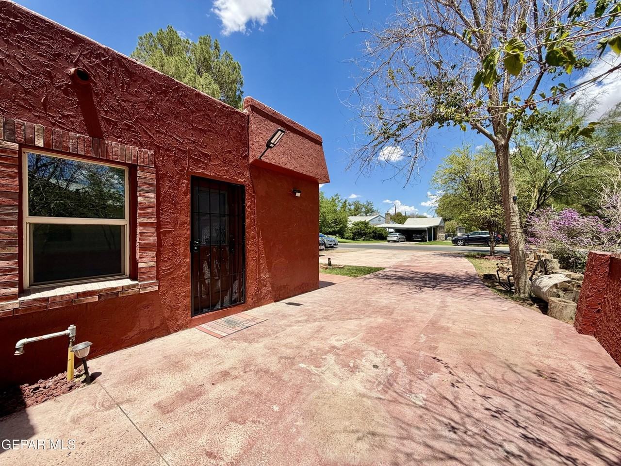7404 Franklin Dr #B - Photo 2 of 15