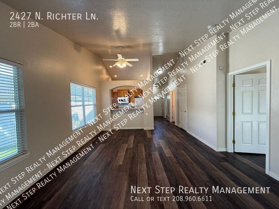 2427 N Richter Ln - Photo 3 of 14