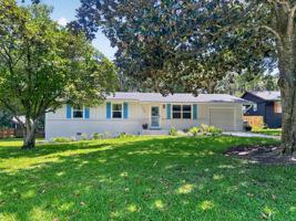 featured image of 1102 N 15th St #NA
