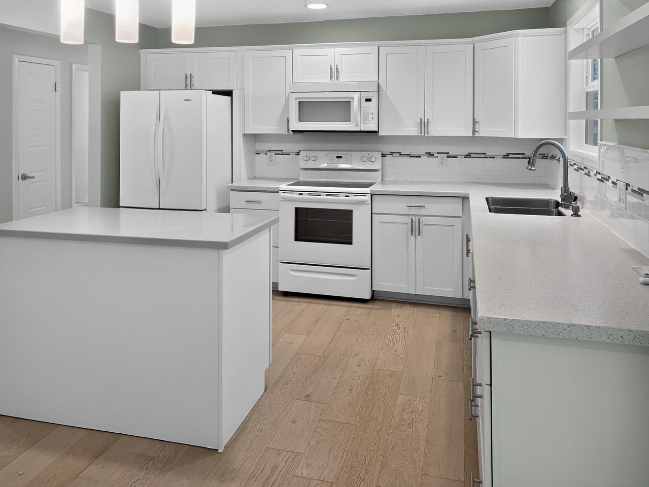 1102 N 15th St #NA - Photo 6 of 27