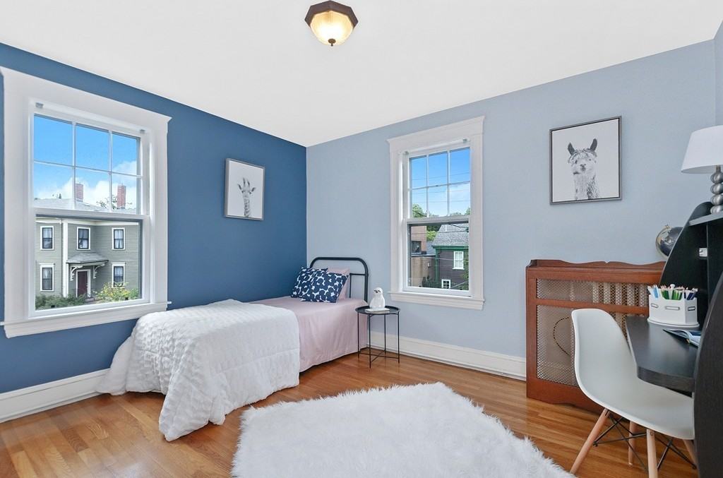 47 Seaverns Ave #2R - Photo 3 of 7