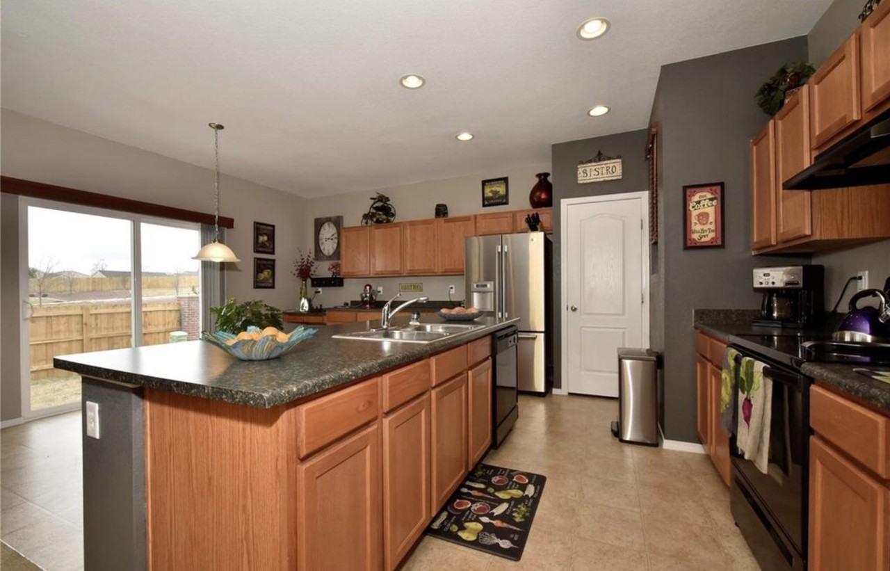 7115 Silverwind Cir #NA - Photo 4 of 19