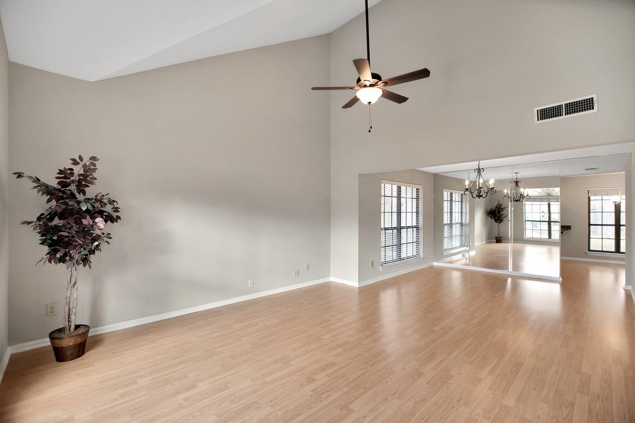20431 Lone Star Oak St #NA - Photo 3 of 18