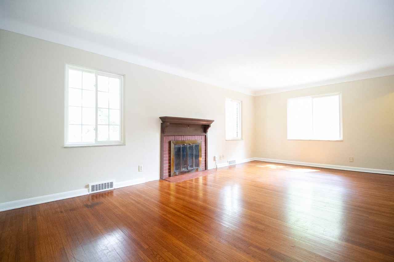 2424 Lambert Dr #NA - Photo 4 of 24