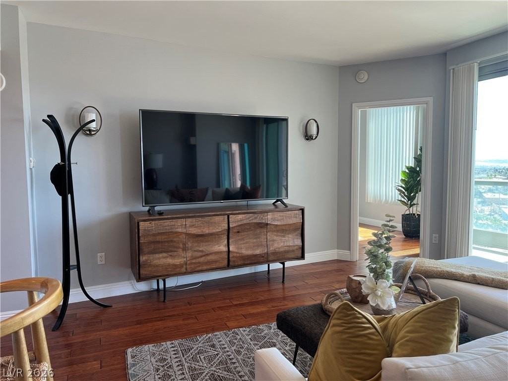 322 Karen Ave #805 - Photo 2 of 28