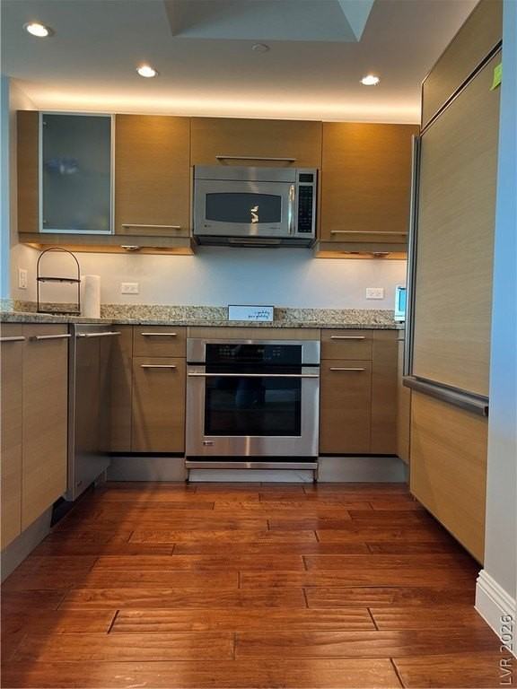 322 Karen Ave #805 - Photo 4 of 28