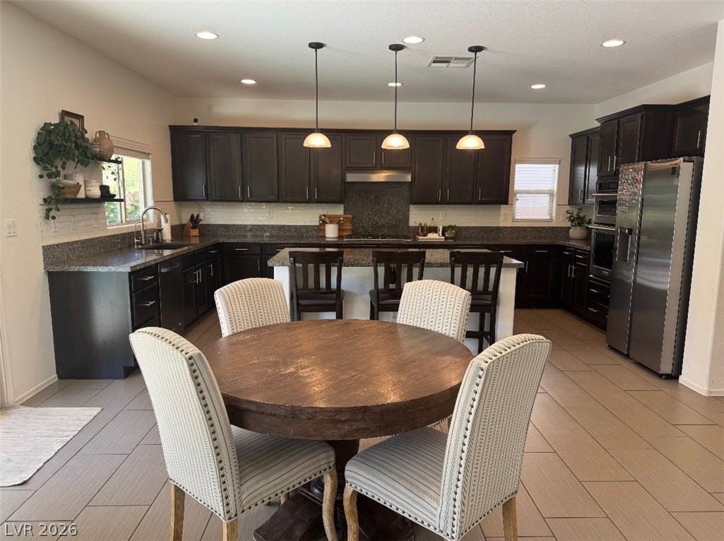 2925 Green Falls Ave - Photo 2 of 25