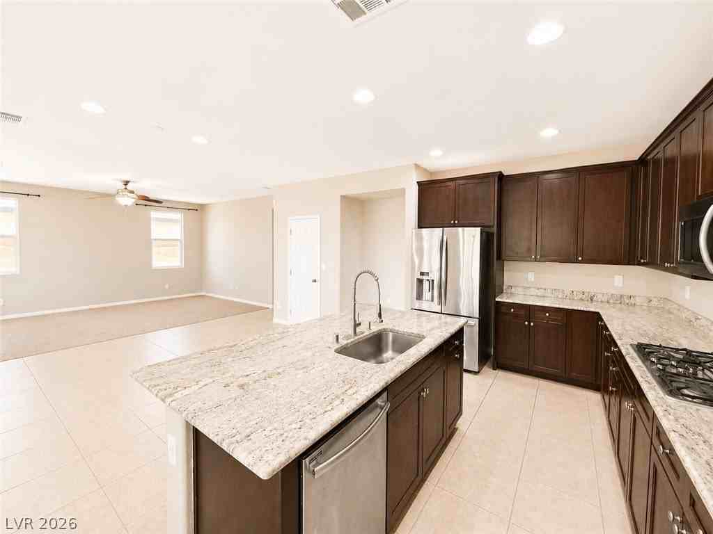 2716 Graceful Grove Ave - Photo 7 of 21