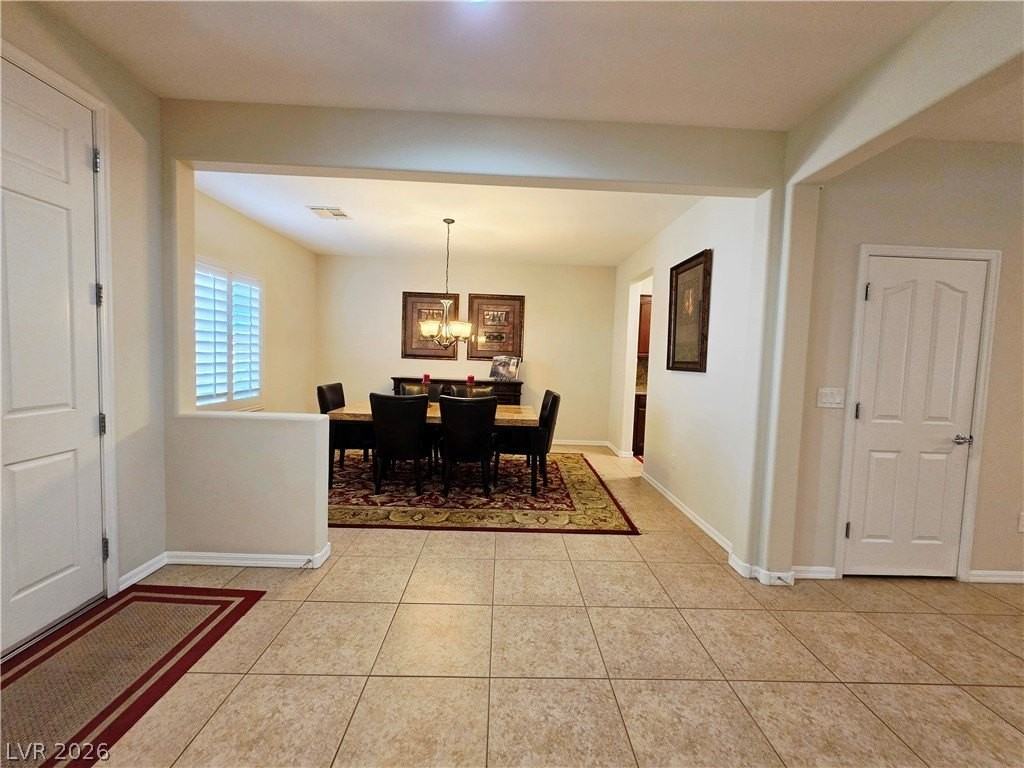 2312 Perrysburg Dr - Photo 6 of 33