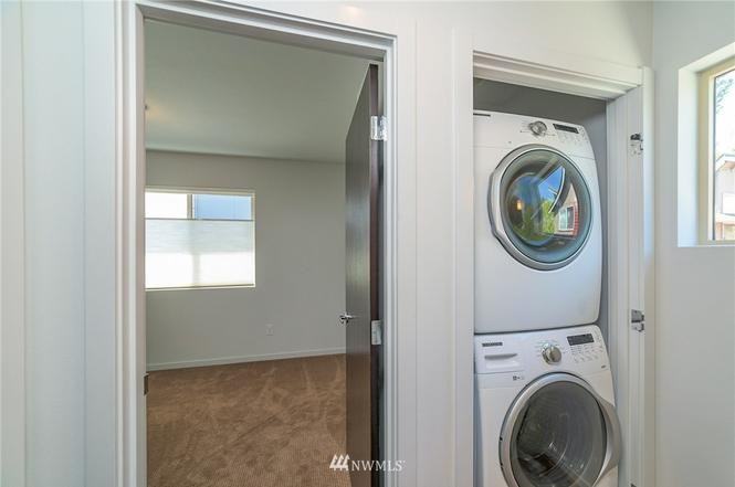 2833A Sw Nevada St #NA - Photo 5 of 12