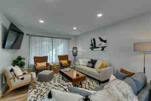 featured image of 2000 Springview Dr