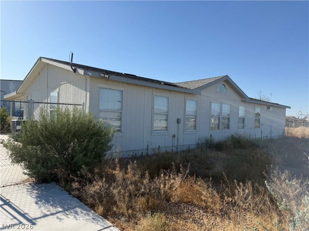 6041 Hafen Ranch Rd - Photo 2 of 12