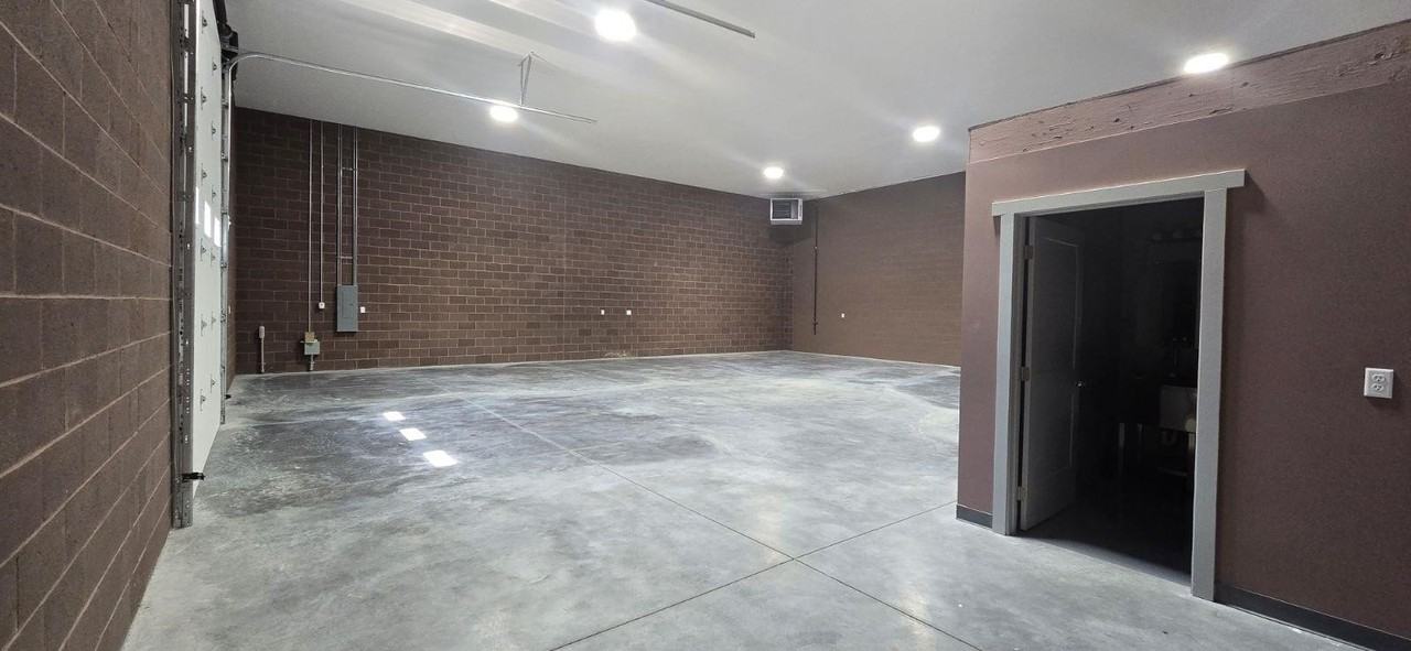 12656 Go Way Ave - Photo 7 of 11