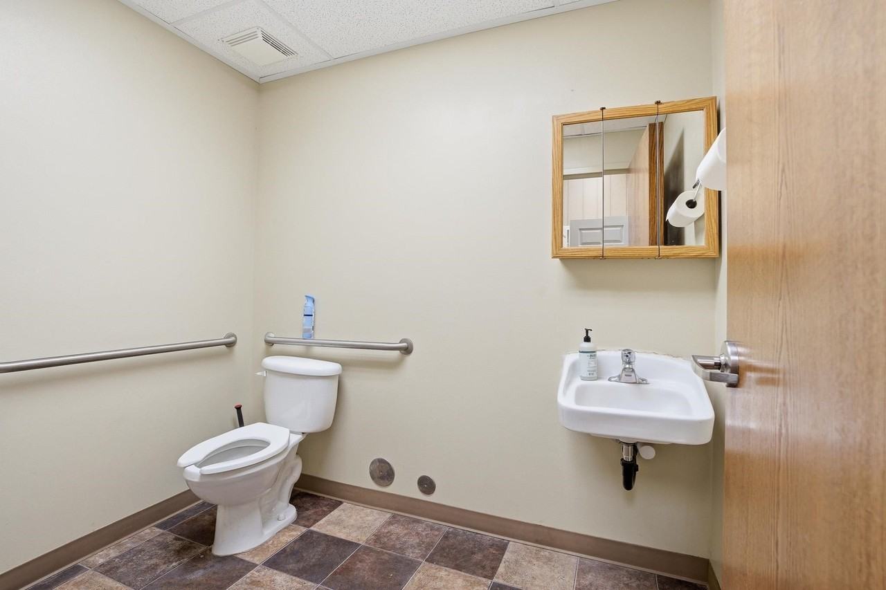322 W Griffith Rd - Photo 7 of 25