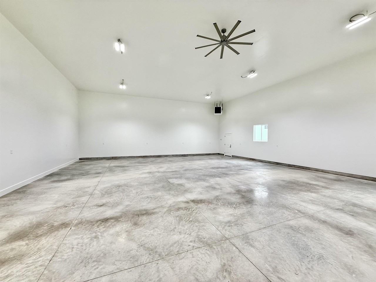 252 Tailwind Cir Ste 101 - Photo 4 of 27