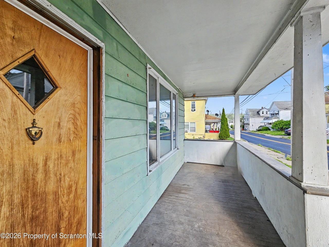 92 Fallbrook St #1stFL - Photo 2 of 13