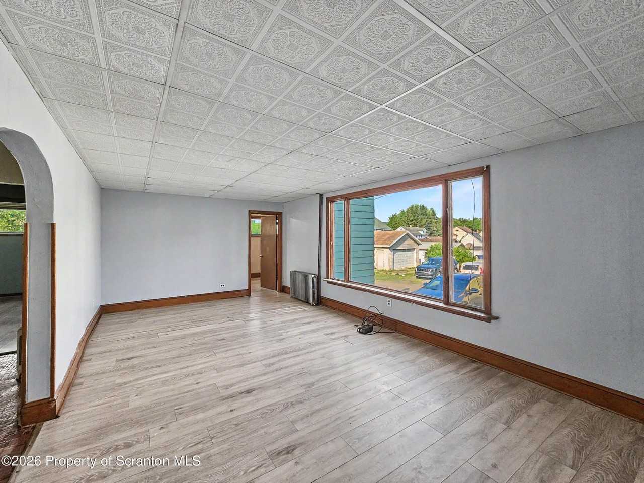 92 Fallbrook St #1stFL - Photo 7 of 13