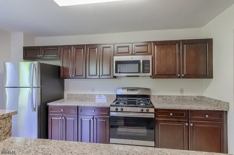 2216 Gates Ct #2304 - Photo 6 of 21