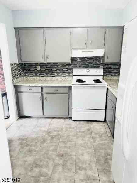 192 Park St Unit 2 - Photo 7 of 17