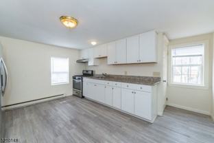 84 Mill St #B - Photo 1 of 1