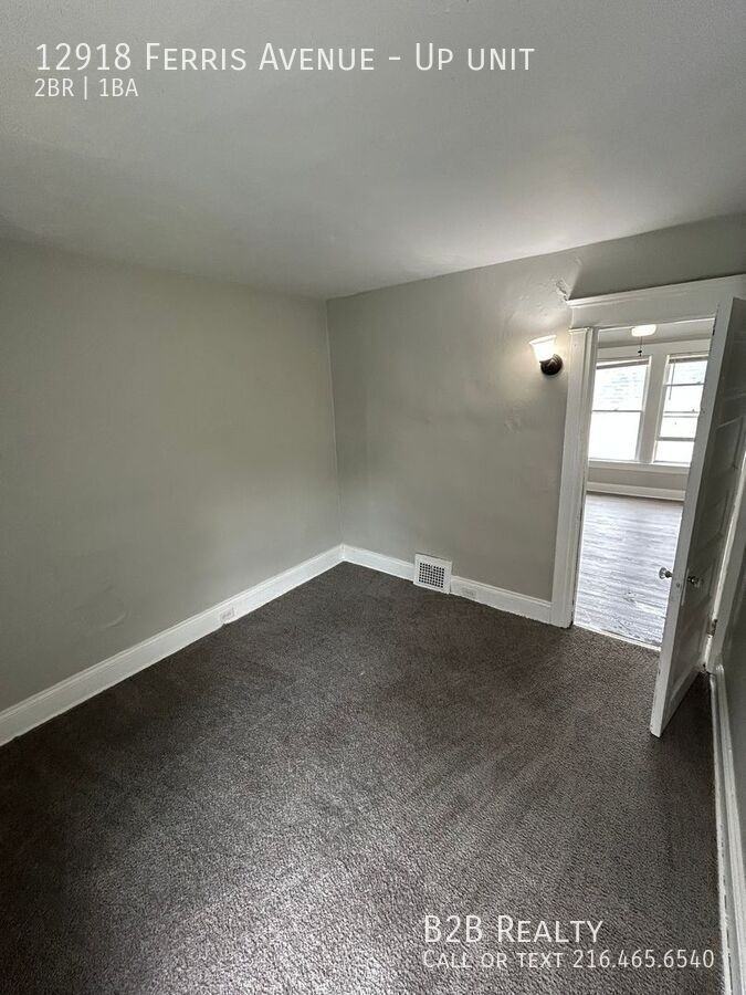 12918 Ferris Ave - Photo 3 of 19
