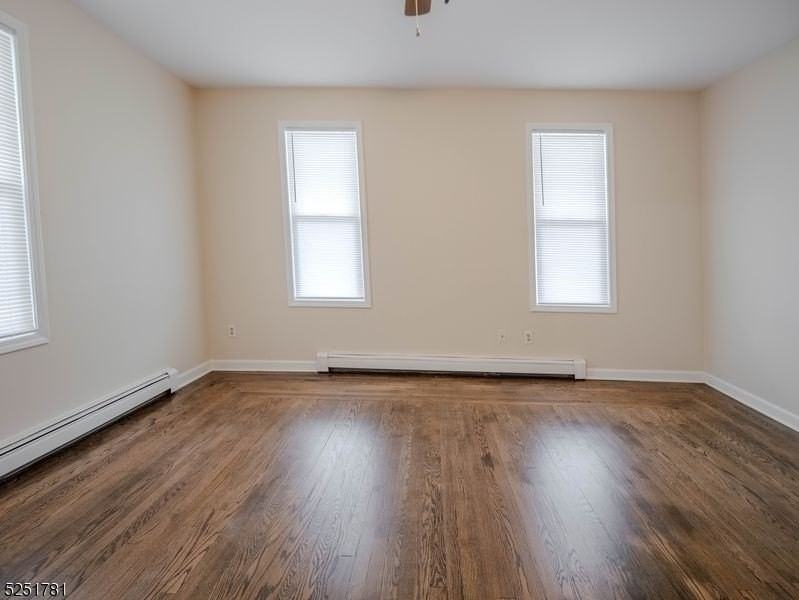 48 Unionville Ave #A - Photo 2 of 9