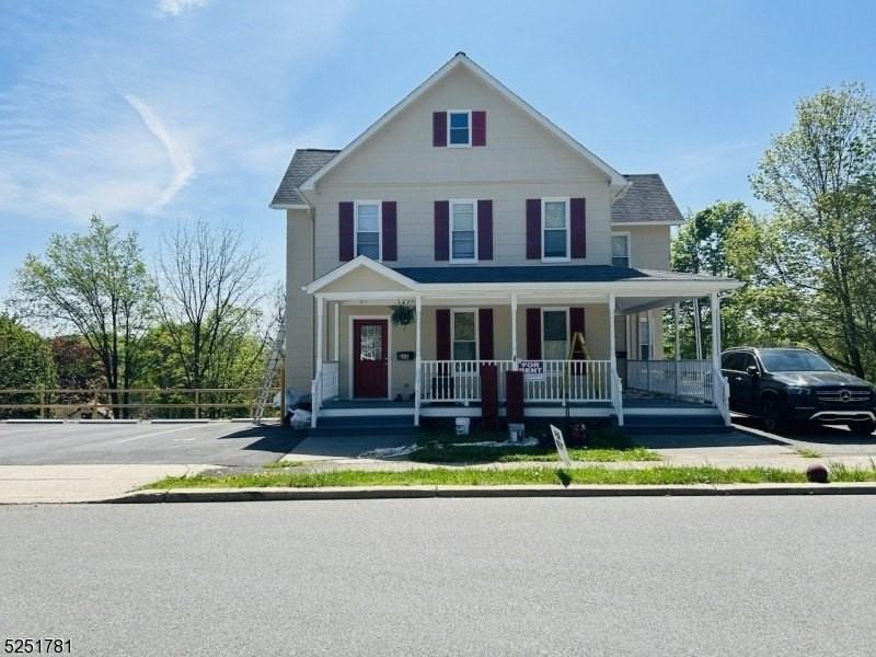 48 Unionville Ave #A - Photo 4 of 9