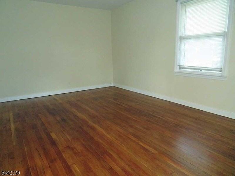 280 Kearny Ave #2 - Photo 7 of 13