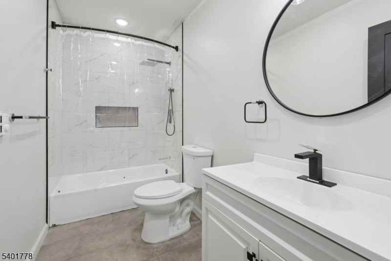 540 E 25th St - Photo 5 of 10