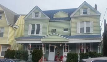 featured image of 202 Clerk St #2