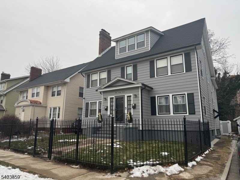 327 N Maple Ave #3
